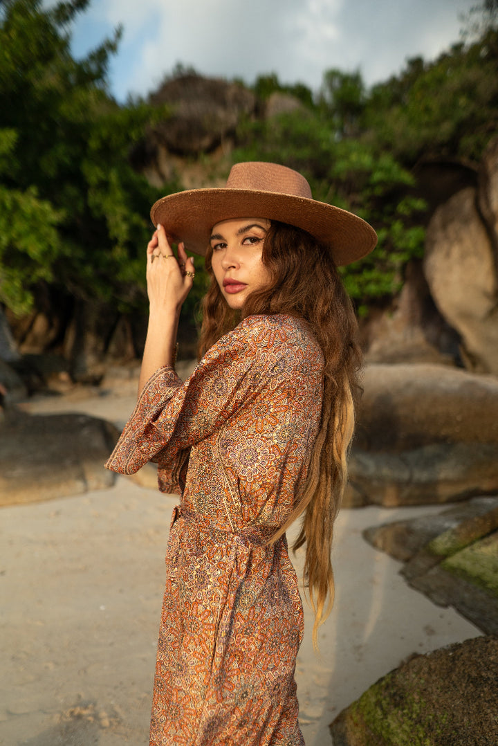 Farbenfroher Vintage Kimono, Bademantel, Sauna, Morgenmantel, Strandbekleidung, Strandmode, Strand Fashion.