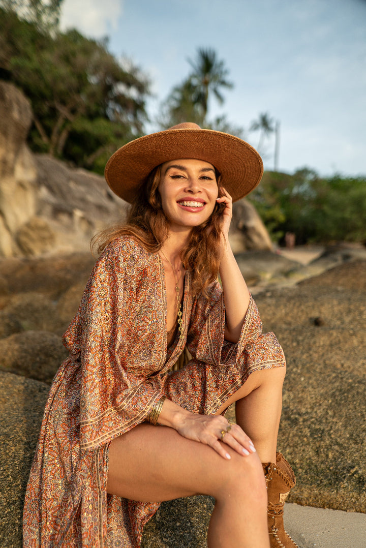 Farbenfroher Vintage Kimono, Bademantel, Sauna, Morgenmantel, Strandbekleidung, Strandmode, Strand Fashion.