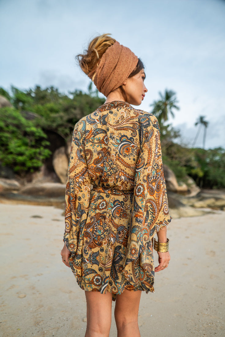 Vintage Kimono, Kurz, Abstrakte Muster, Strandkimono, Morgenmantel, Bademantel, Beach fashion.
