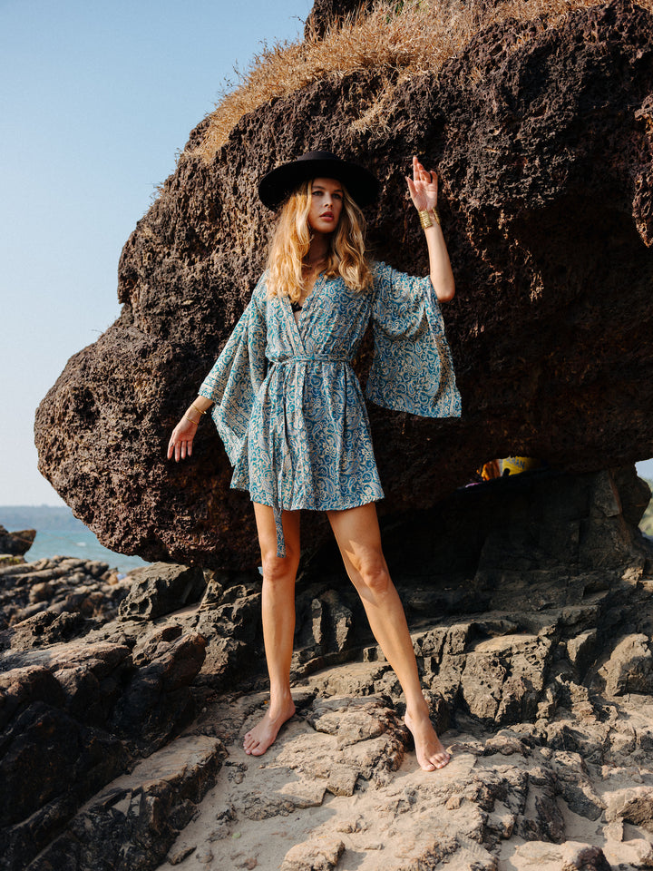 leichter Kimono, Kurz, japanische Ärmel,  Loungewear Kimono, Abendrobe, Strandkimono, Strandmode, Bademantel, Morgenmantel, beachmode Kimono, Strandbekleidung, Urlaubsbekleidung, Saunabekleidung