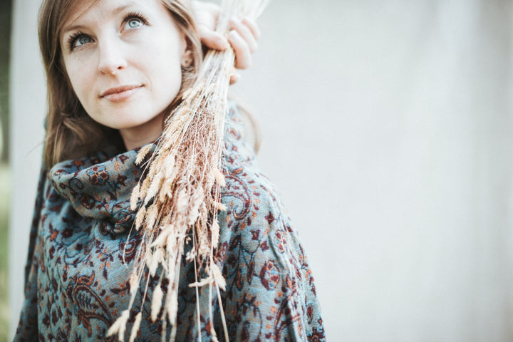 Poncho Paisley | ROSALIE | Petrol-Rot | warmer Überwurf