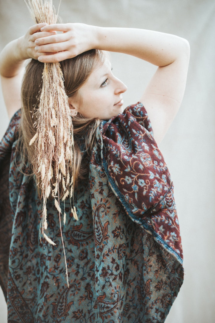 Poncho Paisley | ROSALIE | Petrol-Rot | warmer Überwurf