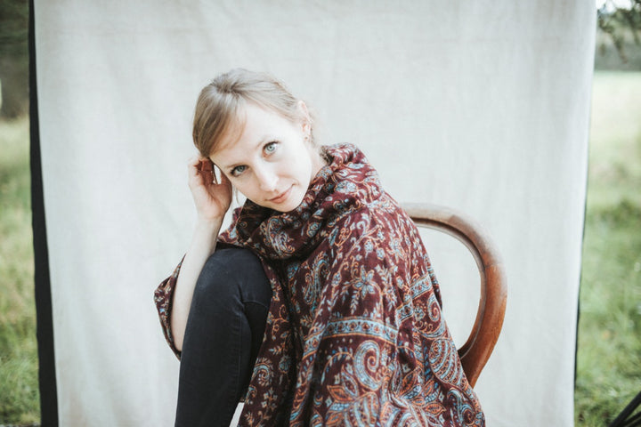 Cozy poncho ~ aurelia