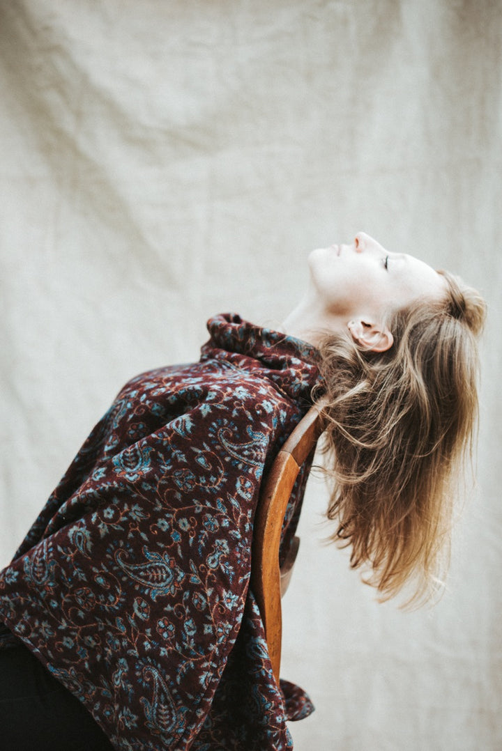 Cozy poncho ~ aurelia