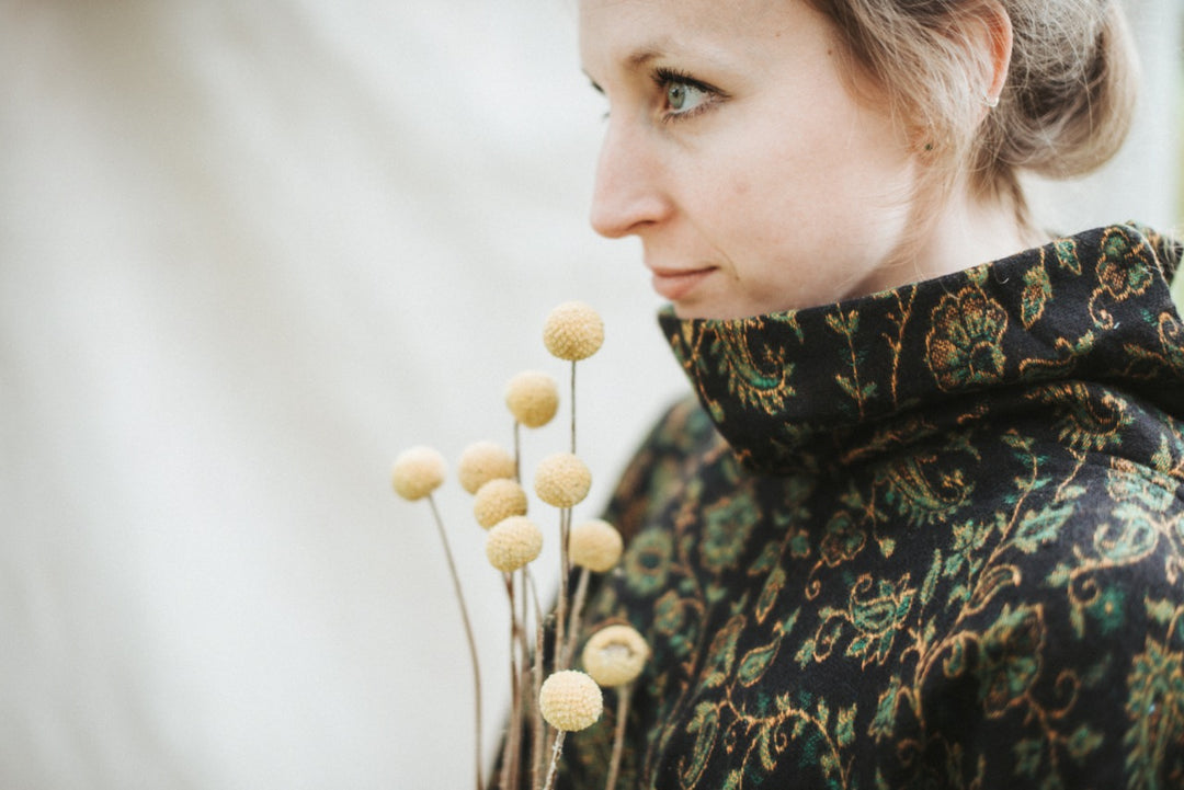 Kuscheliger Poncho | ISABELLA | Schwarz & Grün | warmer Überwurf