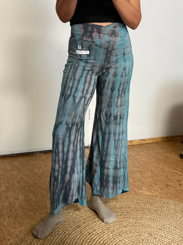 Sample Sale 
