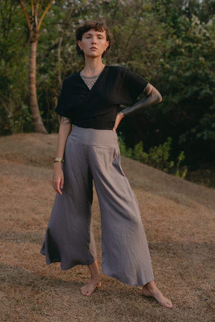 Butterfly pants, weite lockere Sommerhose, Leichte Übergangshose, weit ausgestellte Hose Damen, lässige Frauen Übergangshose, bequeme Hose