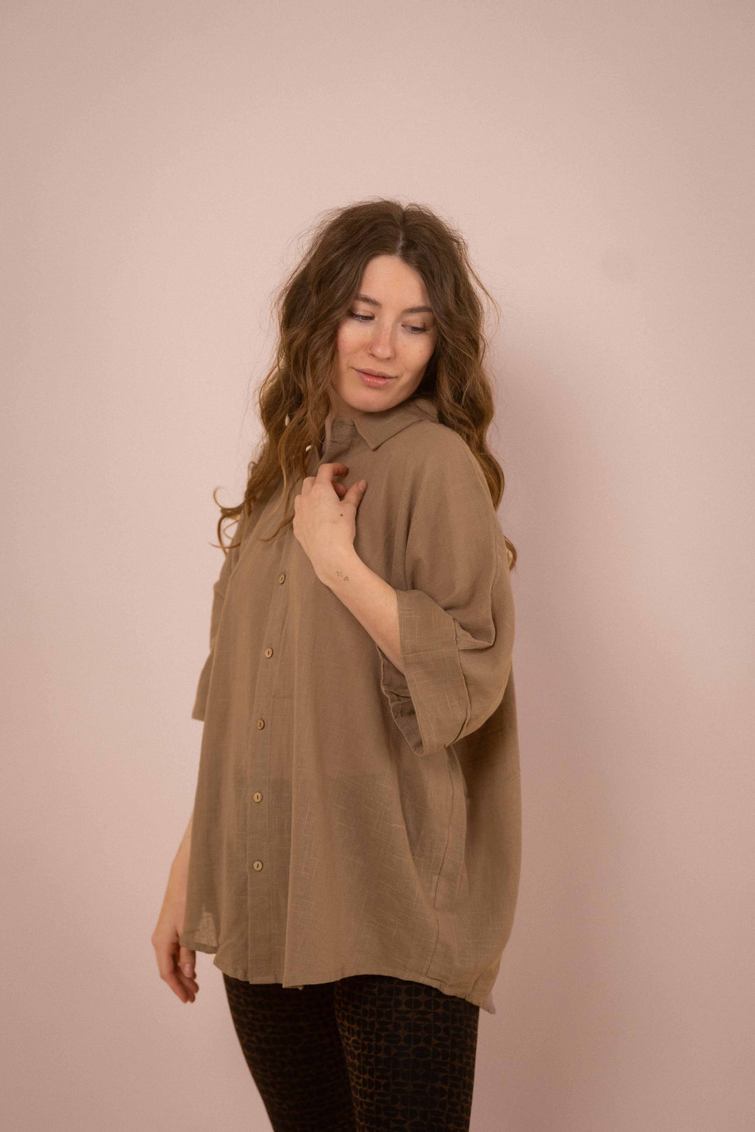 Hemd ~ JAMIE Taupe in Slub Baumwolle