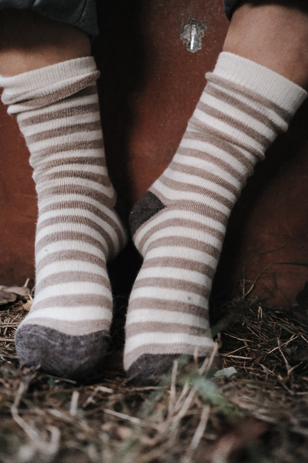 Superwarme Alpaka Socken gestreift beige/weiß ~ 2 Paar