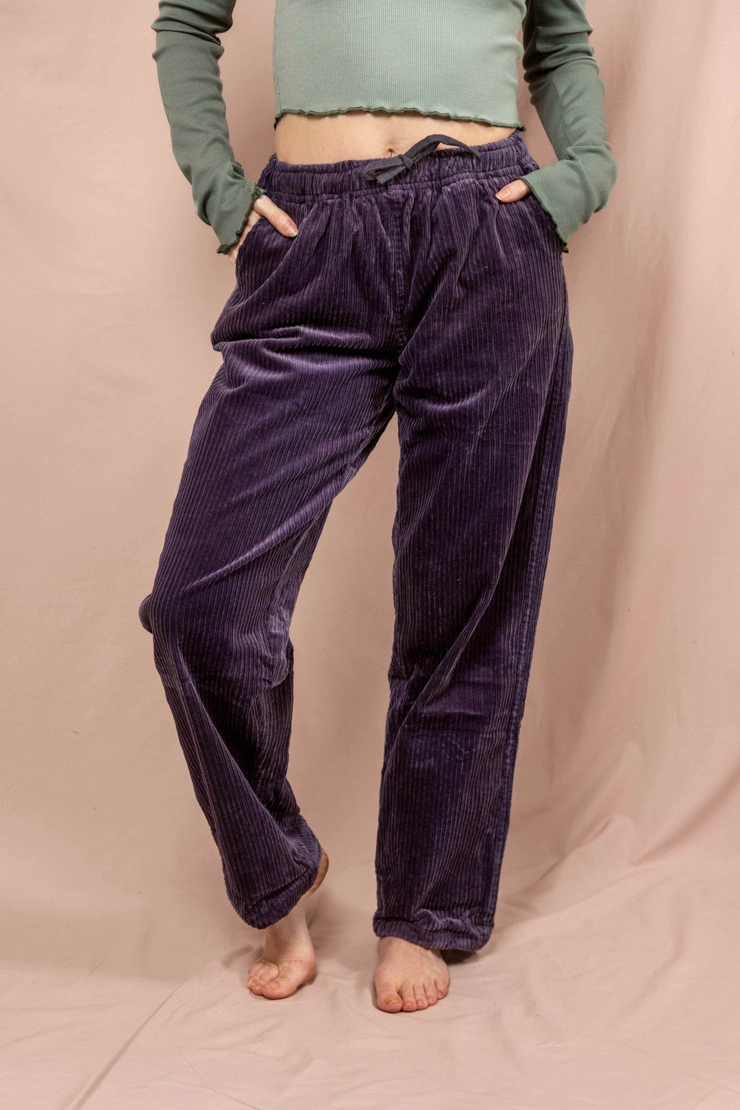 Lila Cord Hose, lässige Cordhose, Purple Hose aus 100% Baumwolle, Baumwollhose cord.