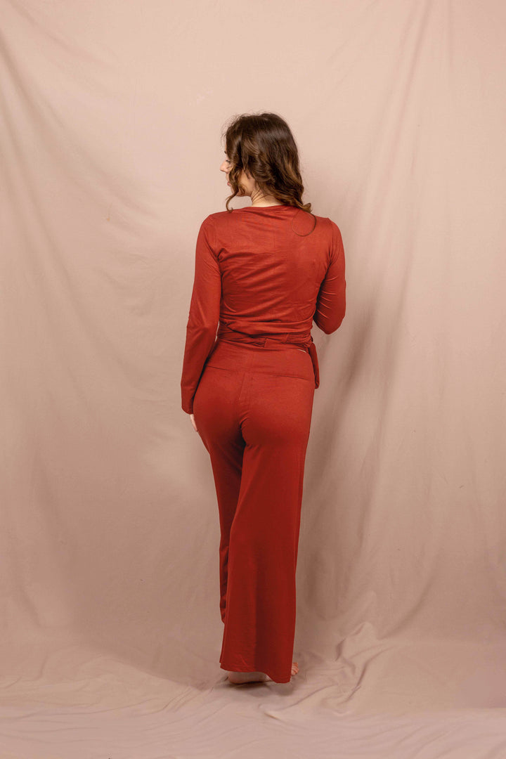 Lange Yogahsoe aus Jersey, Trainingshose mit Schlag in Rot