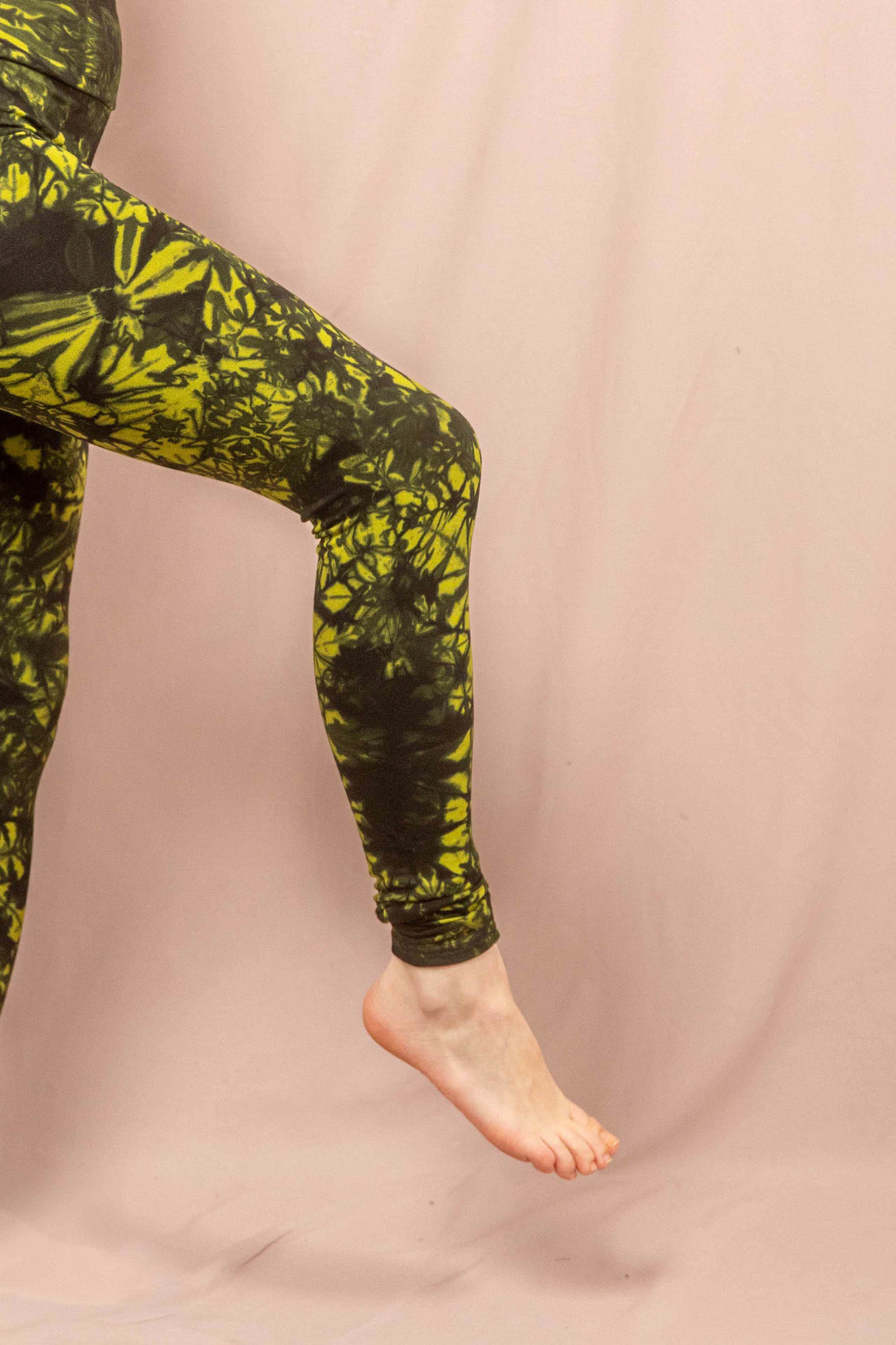 Leggins, Sportleggins, Farbig, grün Schwarz, Yogaleggins, yogafashion