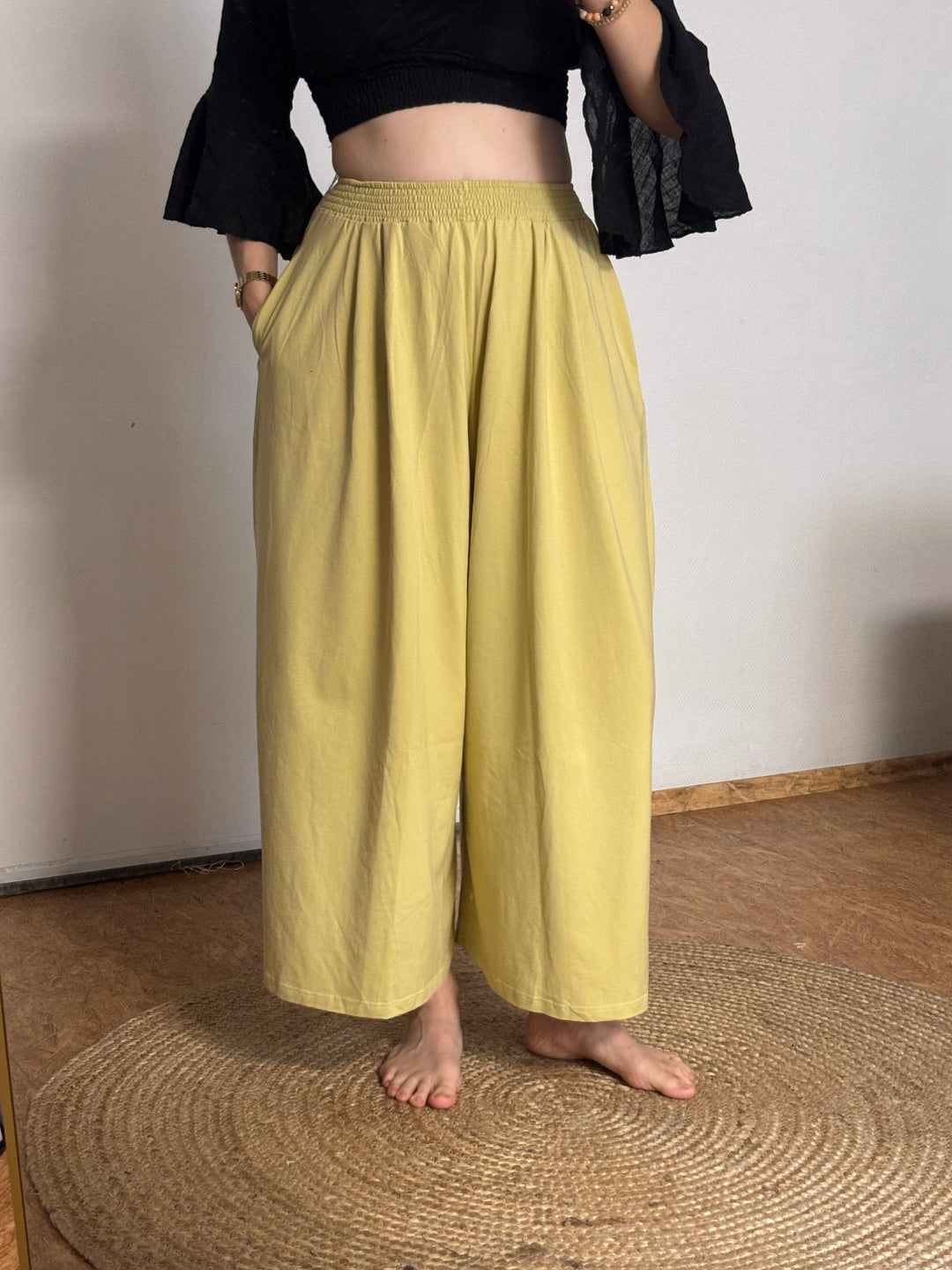 Sample Sale 