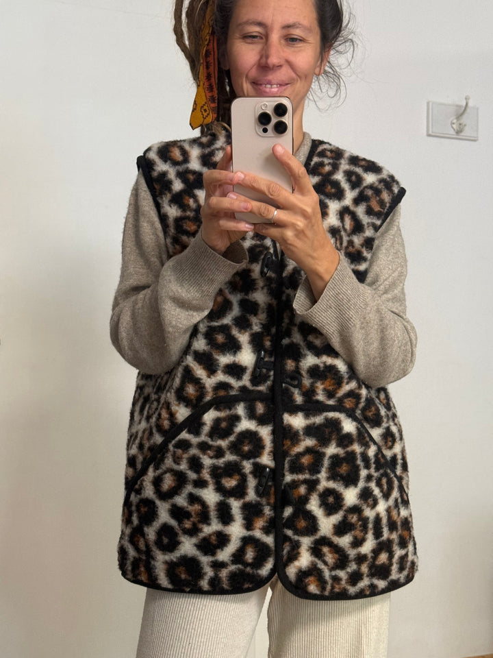 Sample Sale 