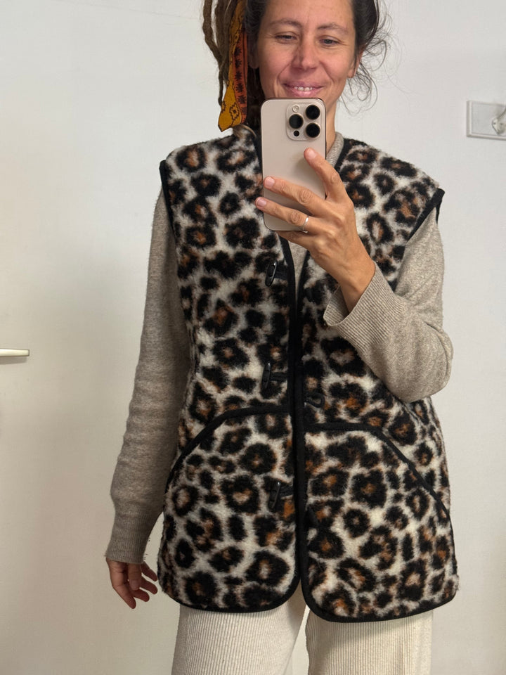 Sample Sale 