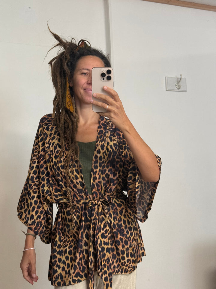 Sample Sale 