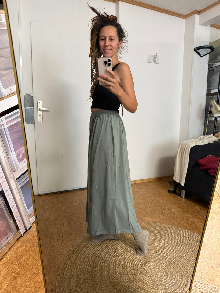 Sample Sale 