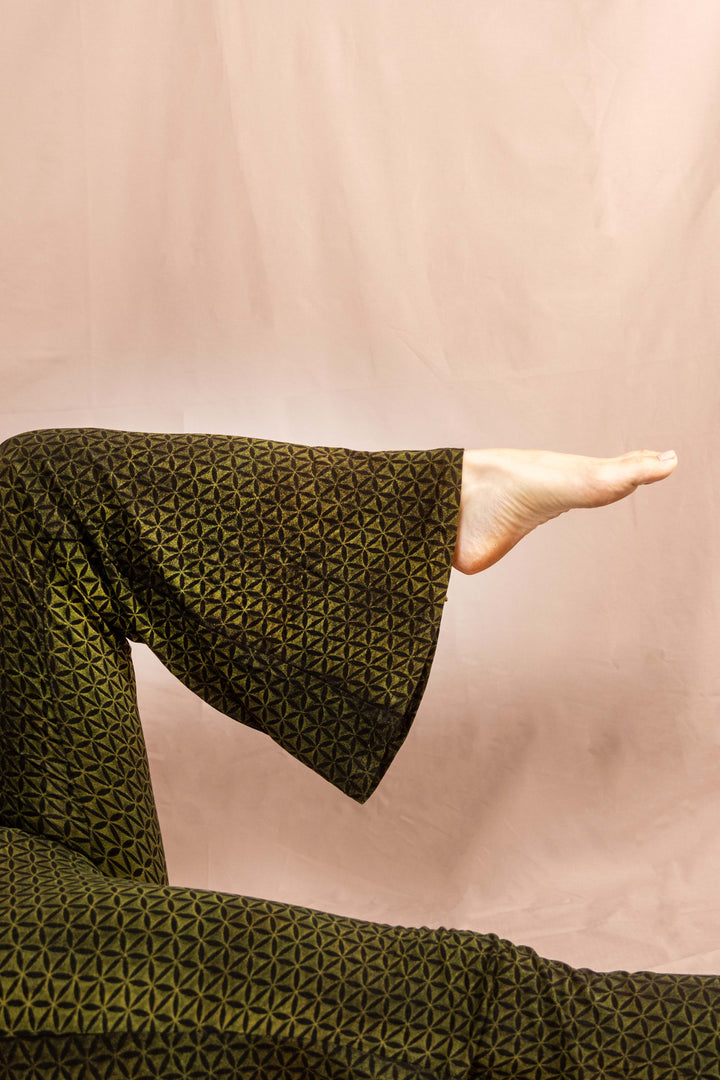 Flared Leggins ~ Blume des Lebens ~ Grün