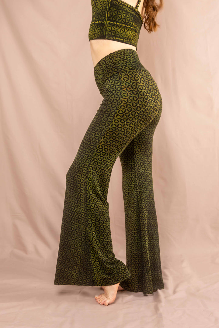 Flared Leggins ~ Blume des Lebens ~ Grün