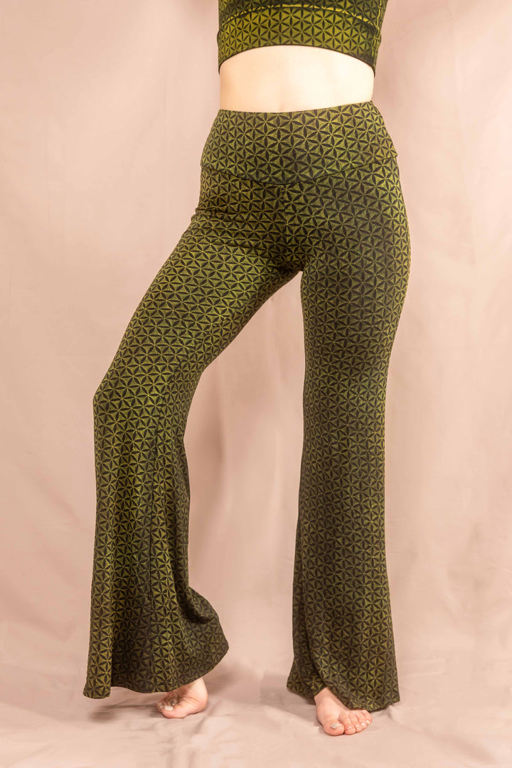 Flared Leggins ~ Blume des Lebens ~ Grün