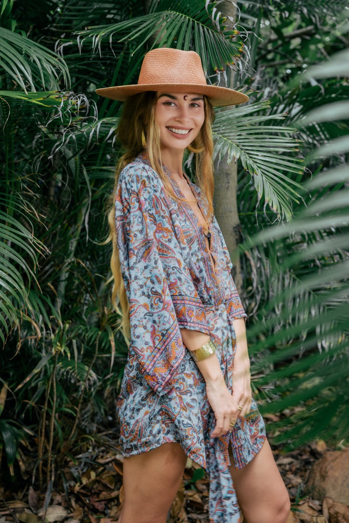 Kurzer Kimono HARUKI | Morgenmantel aus Seide | Blau-Orange