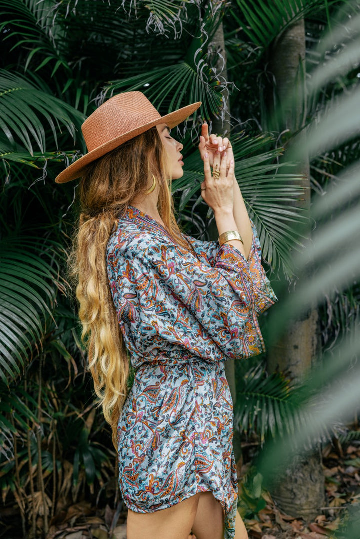 Kurzer Kimono HARUKI | Morgenmantel aus Seide | Blau-Orange