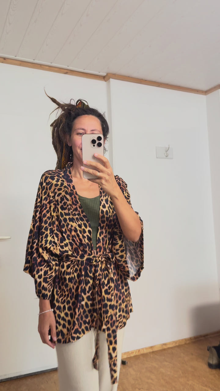 Sample Sale 