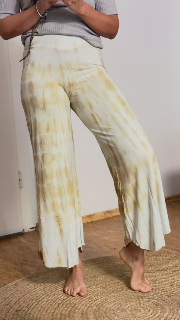 Sample Sale 