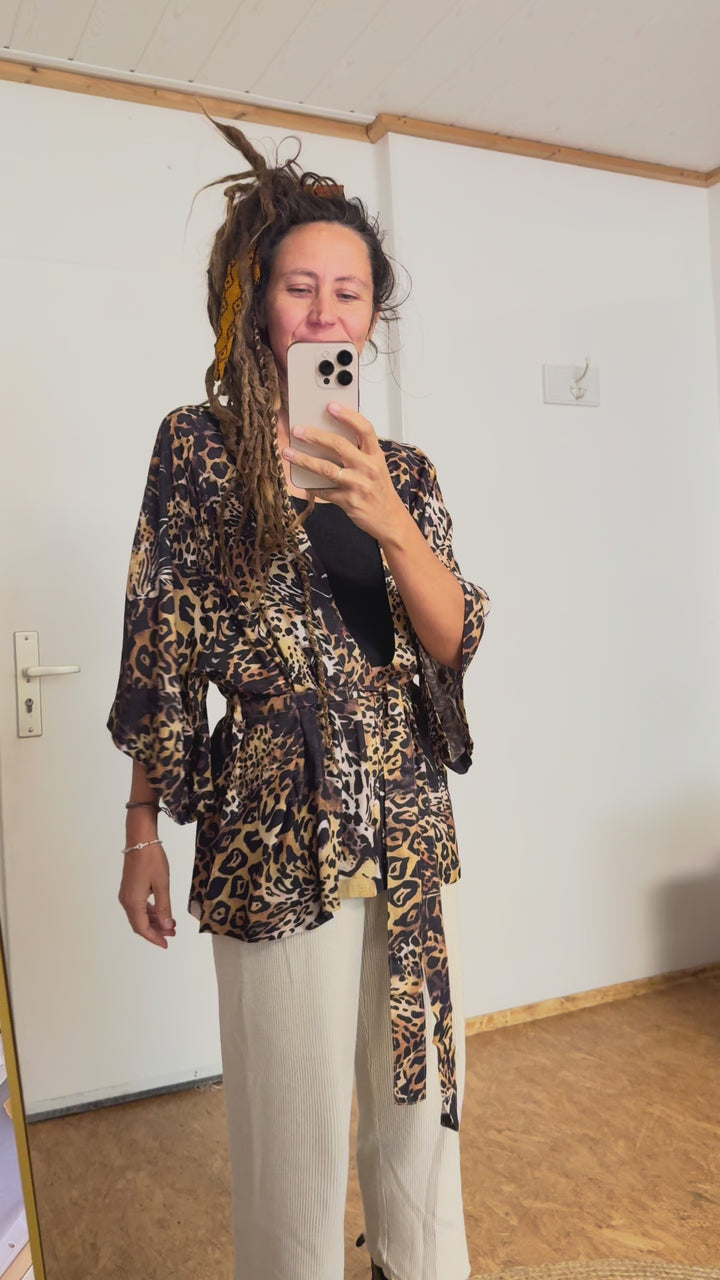 Sample Sale 