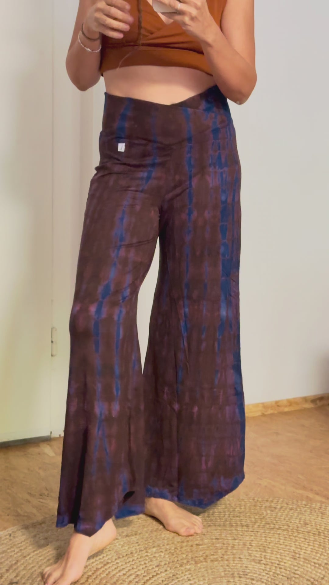 Sample Sale 