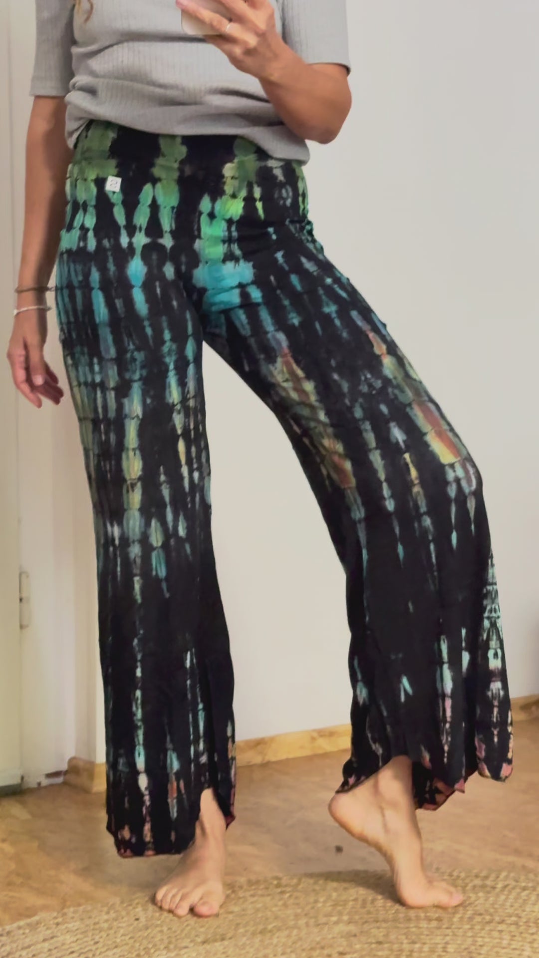 Sample Sale 