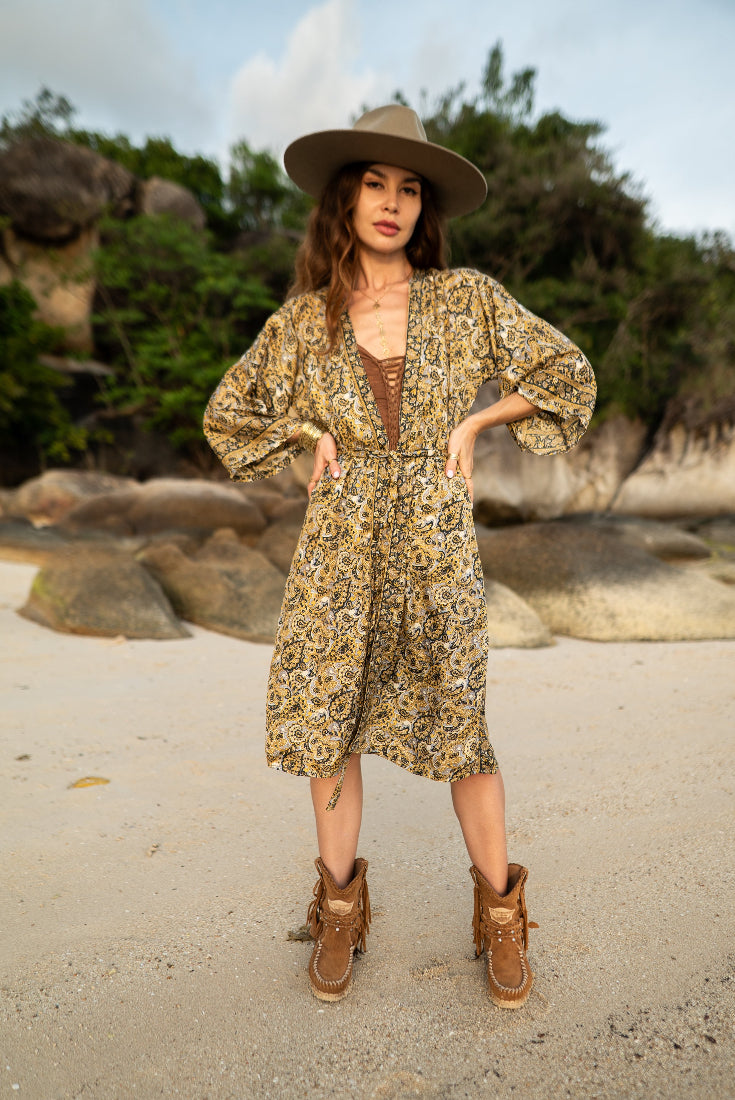 Vintage Kimono in Senfgelb. Paisley Muster, Gelb Beige, Morgenmantel, Bademantel.
