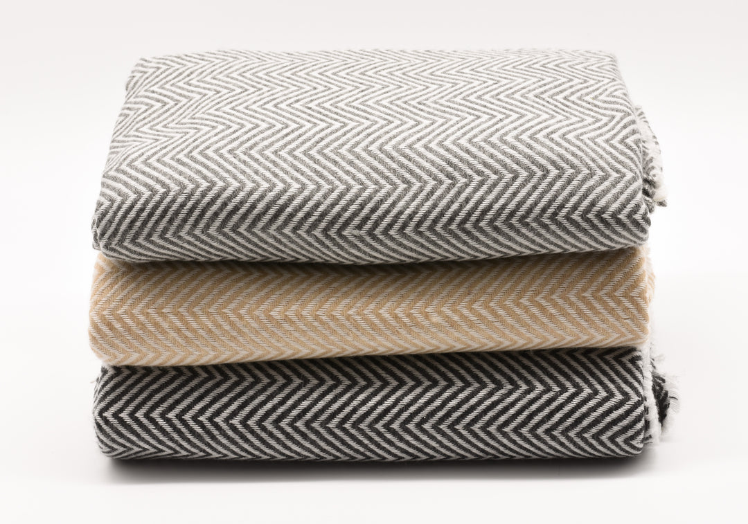Luxus Decke Fiji aus 100% Kaschmir | 140x290 cm | Grau