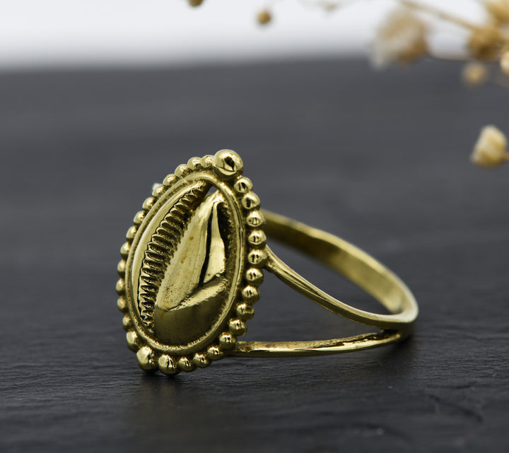 Kauri Muschel Ring | Messing | Boho-Schmuck