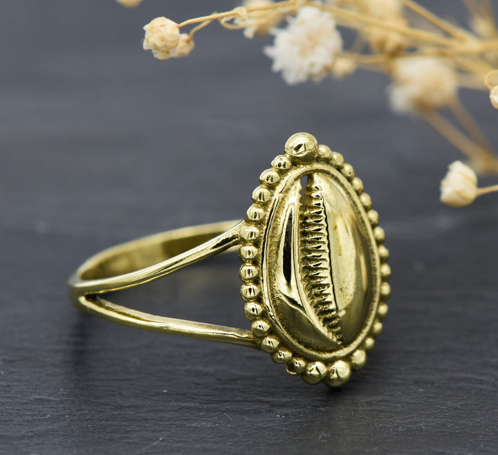 Kauri Muschel Ring | Messing | Boho-Schmuck