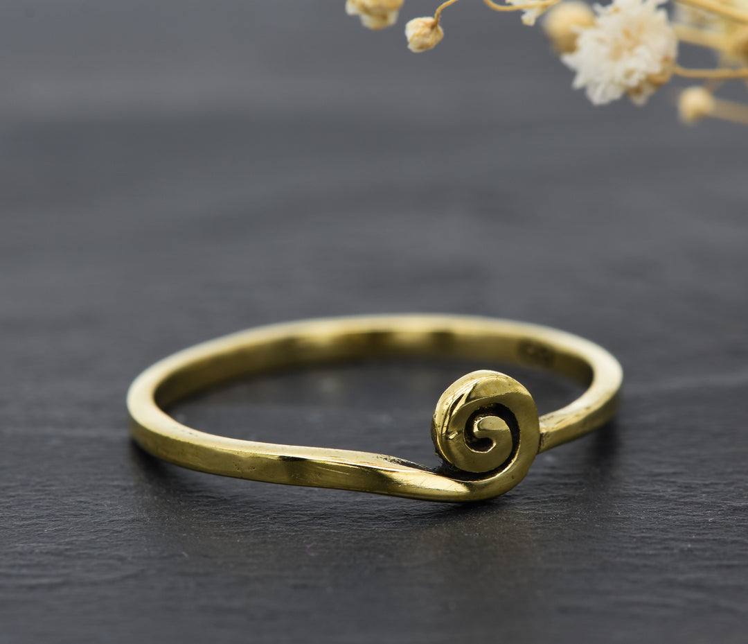 Elegante Spirale | Messing Ring | Boho-Schmuck