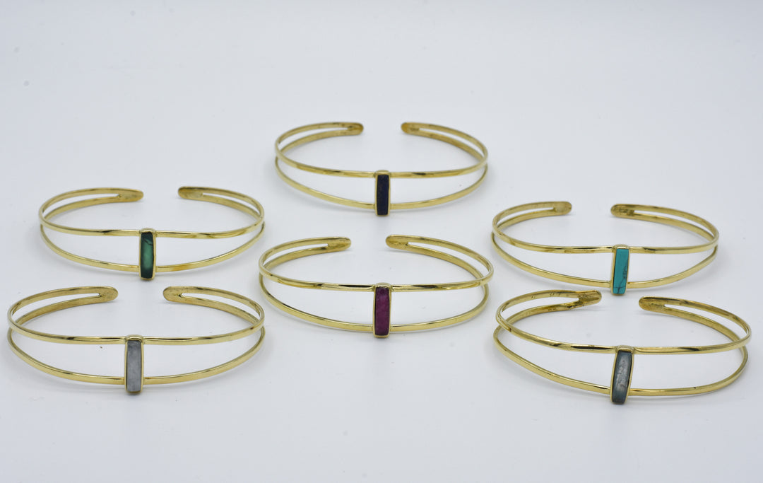 Adjustable bangle onyx | Brass | Black gem | bracelet