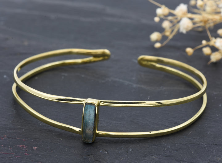 Adjustable bangle Labradorite | Brass | Gray gem | bracelet