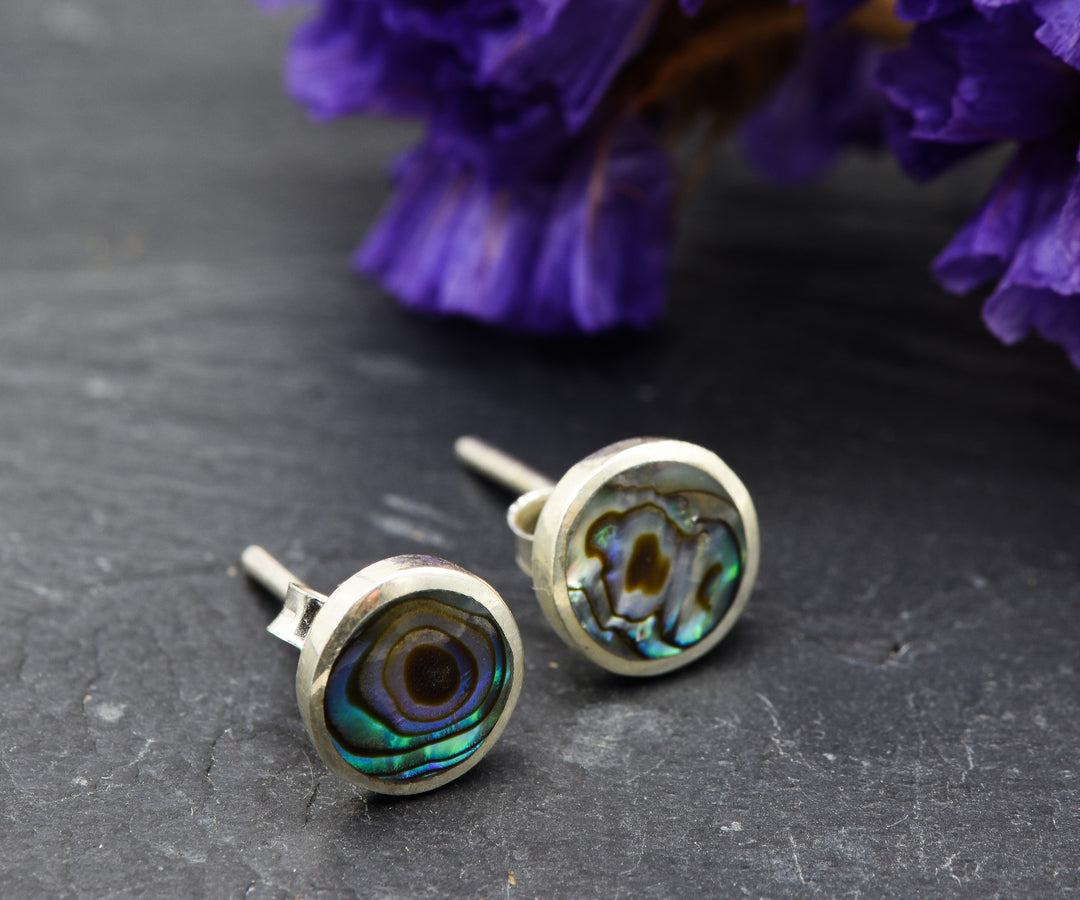 Ohrstecker mit blauer Abalone Muschel | 925er Sterling Silber