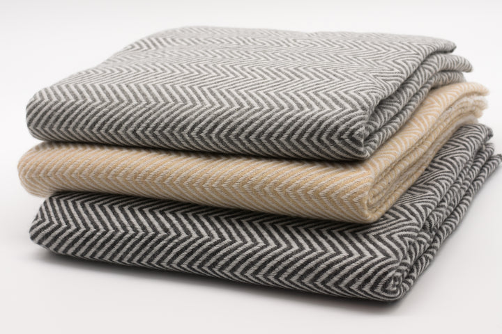 Luxus Decke Fiji aus 100% Kaschmir | 140x290 cm | Grau