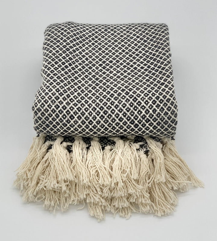 Decke aus Baumwolle Boho Style Grau-Weiß Detailaufnhame