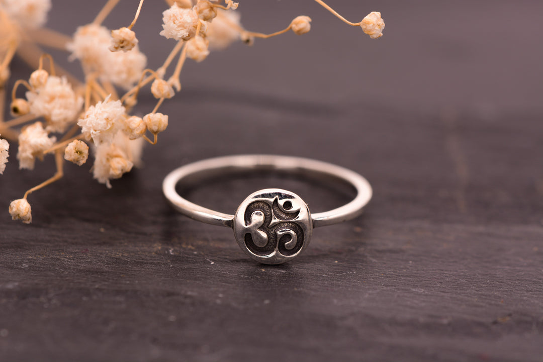 Om Ring 925er Sterling Silber von vorne