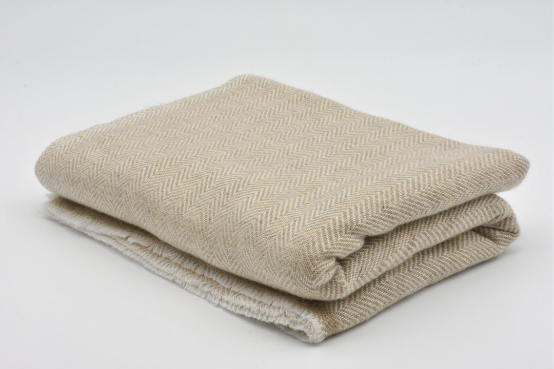 Kaschmirdecke | Luxus Decke Samui aus 100% Kaschmir | 140 x 290 cm | Beige Groß flauschig Weich Leicht