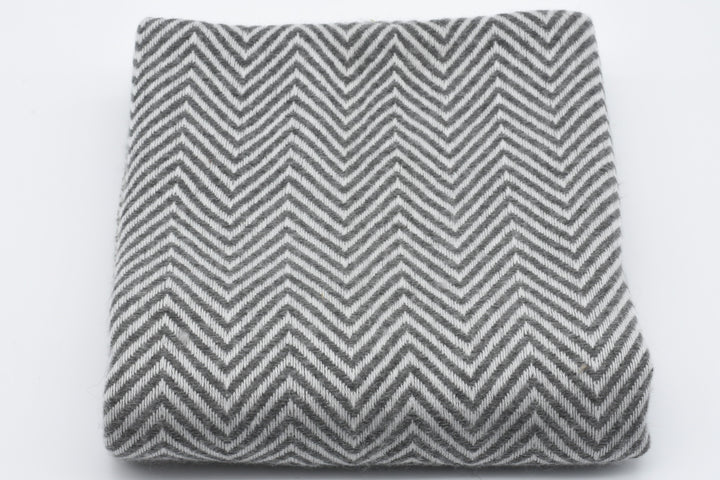 Luxus Kaschmir Schal FIJI I 70 x 210 cm | Grau | Kaschmirschal | 100 Kaschmirwolle | weich, kuschelig, flauschig, leicht, groß | 100% Kaschmirwolle | Kaschmirschal | 100 cashmere