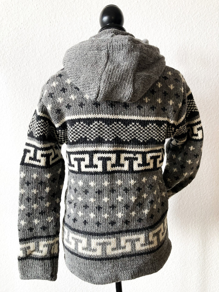 Gestrickte Jacke aus Wolle Grau von hinten