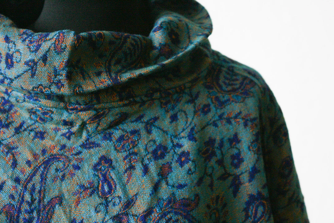 Poncho Paisley Muster Blau Überwurf