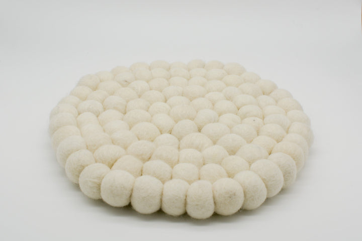 Untersetzer aus Filzkugeln Beige Rund 